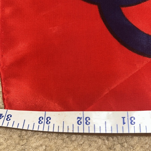 Authentic Chanel scarf 34 x 34”. Very good condition - Picture 3 of 6